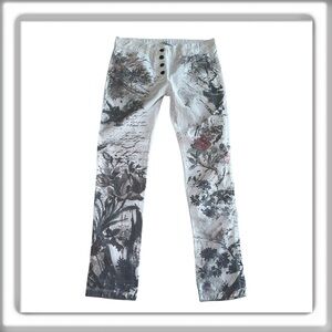 Gigi Moda Straight Leg Button Front Floral Art Jeans Pants White Gray Size Large
